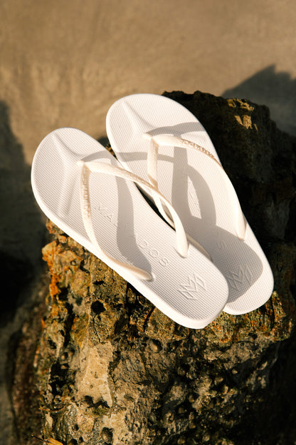 Playa Cabana Boy beach flip flop waterproof sandal with toe pillow, arch support and toe post anchor in white