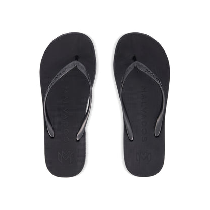 Playa Onyx beach flip flop waterproof sandal with toe pillow, arch support and toe post anchor in black
