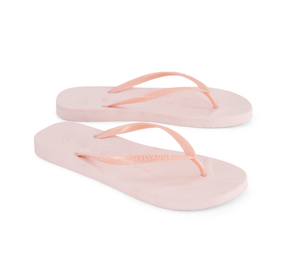 Playa Dolly beach flip flop waterproof sandal with toe pillow, arch support and toe post anchor in pink.